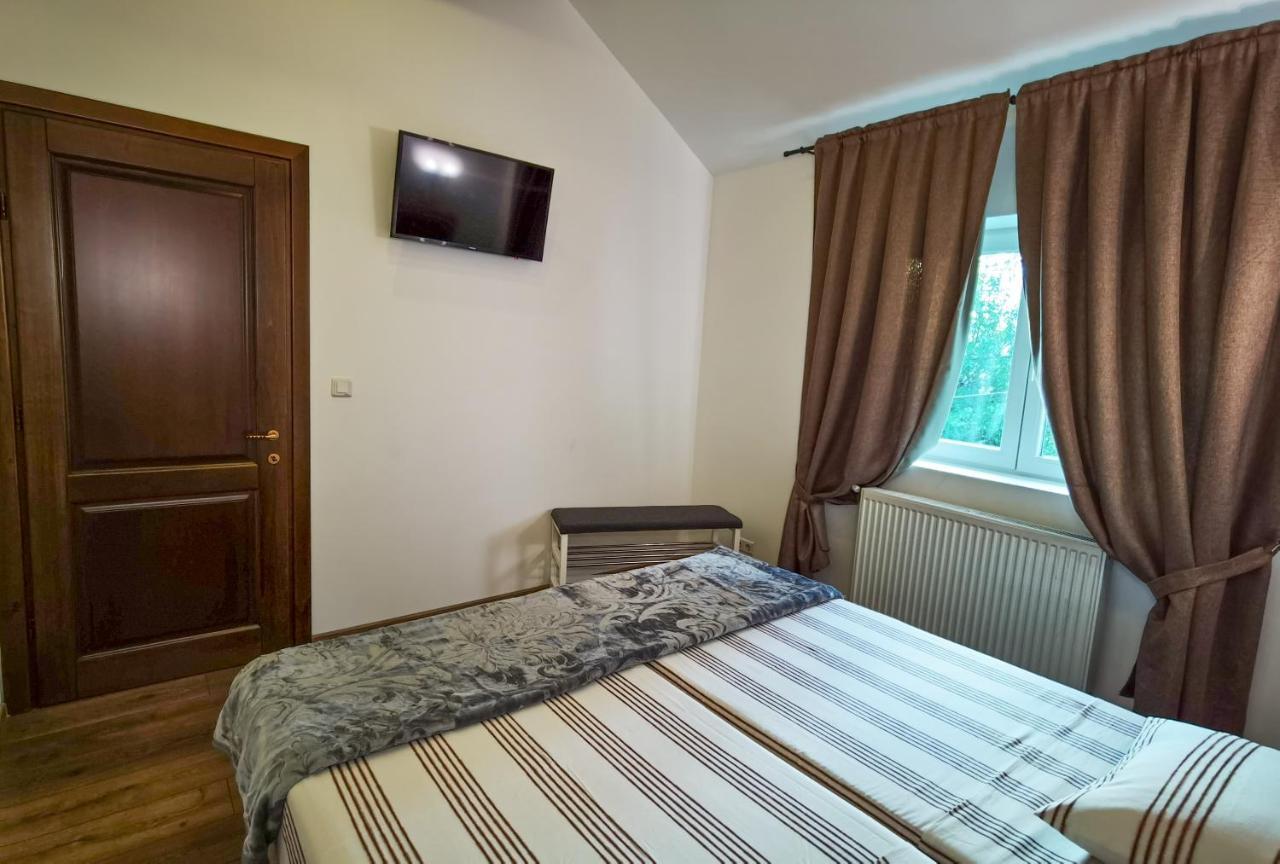 Apartament 2 camere - Casa Divertis Buzău Exterior foto
