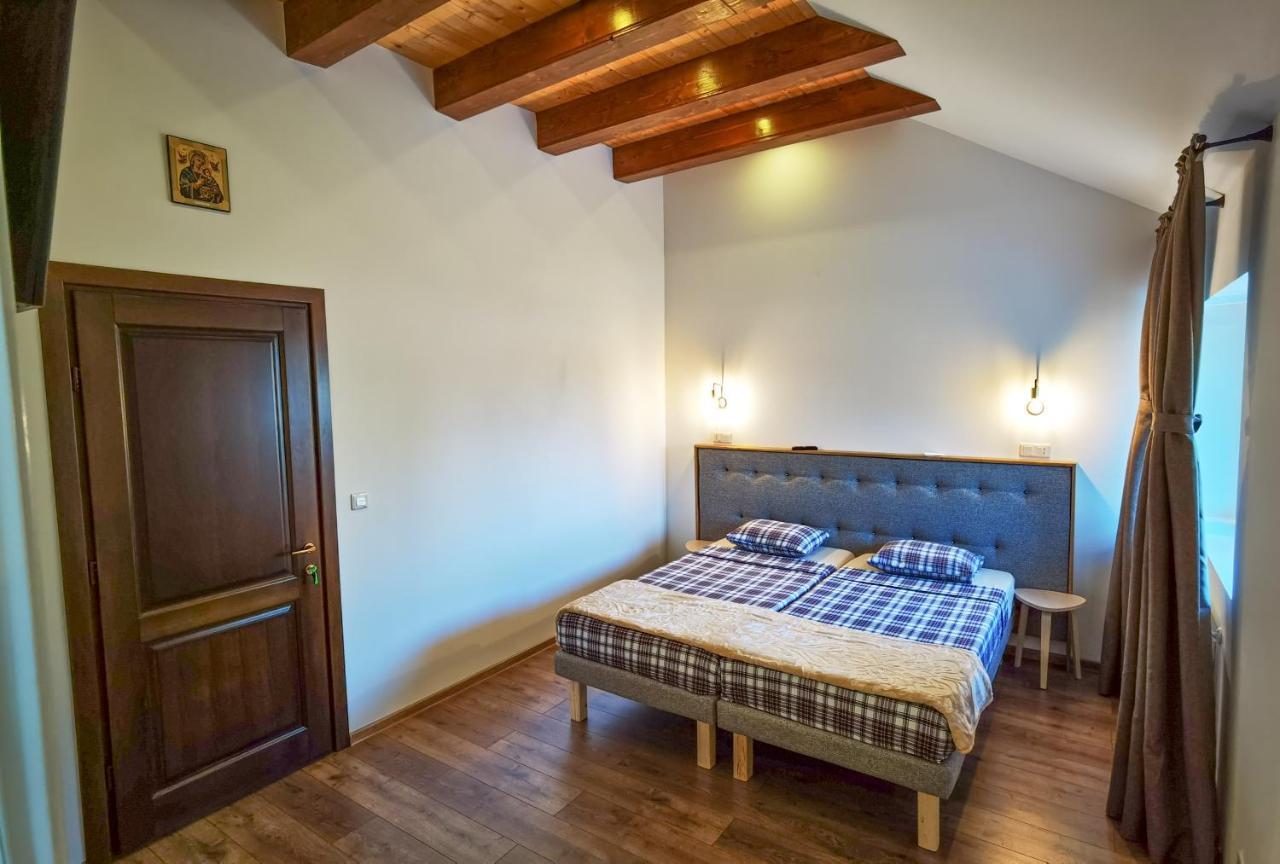 Apartament 2 camere - Casa Divertis Buzău Exterior foto